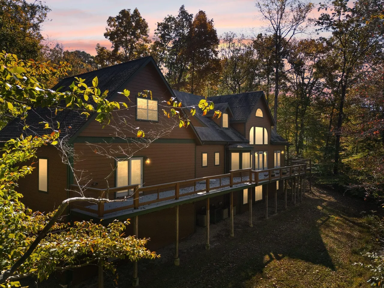 Representative short-term rental home in the Lake Cumberland market
